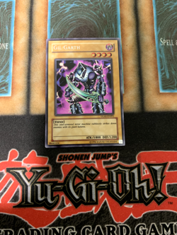 Yugioh Gil Garth Secret Rare Unlimited GLAS-EN091 FULL HOLO BLEED - LP - Image 1