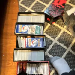 Pokemon lot of 5 Pokemon ETB boxes full of bulk about 500 cards in each - Image 2
