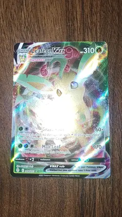Pokemon TCG Leafeon VMAX Holo Ultra Rare Card Evolving Skies 008/203 NM - Image 2