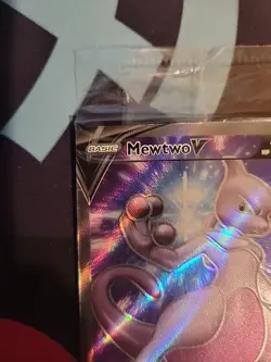 Pokemon TCG Mewtwo v Full Art Black Star Promo SWSH229 New/Sealed - Image 5