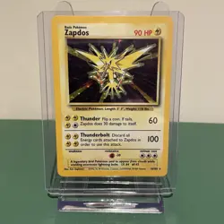 Zapdos 16/102 Pokemon Card TCG Base Set Unlimited Holo Rare - Image 1