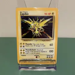 Zapdos 16/102 Pokemon Card TCG Base Set Unlimited Holo Rare - Image 1