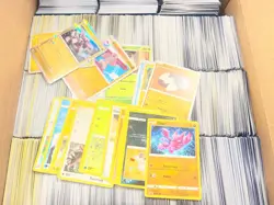 Pokemon 25 Lb Bulk Lot. Commons, Uncommon, Rare, Holos. - Image 1
