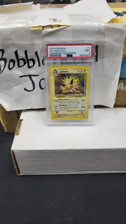 2002 JOLTEON HOLO RARE LEGENDARY COLLECTION POKEMON TCG PSA 9 MINT #14/110 - Image 1