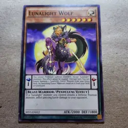 Yu-Gi-Oh! Lunalight Wolf SHVI-EN012 Lightly Played - Image 1