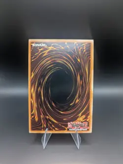 Yu-Gi-Oh! Blue-Eyes White Dragon OP28-EN001 Ultimate Rare - Image 2