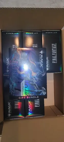 Magic: The Gathering - Final Fantasy Bundle: Gift Edition (ENG) SEALED IN HAND - Image 3