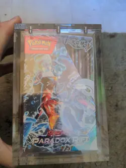 Pokemon TCG Scarlet & Violet Paradox Rift New Sealed With Acrylic Case - Image 3