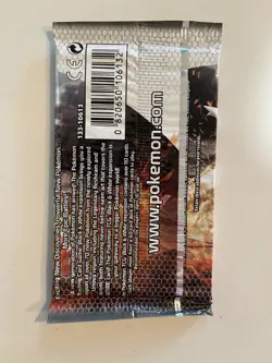 Pokemon B&W Base Set Reshiram Artwork Sealed Booster Pack - Image 2