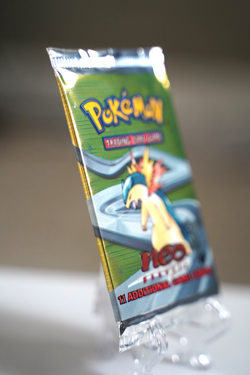 2000 WOTC Pokemon 1st Edition Neo Genesis Booster Pack Typhlosion Art Vintage - Image 4