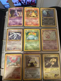 MASSIVE 163 Card pokemon Lot - Image 1