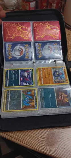 POKEMON ASSORTED LOT OF 100+ CARDS - Image 4