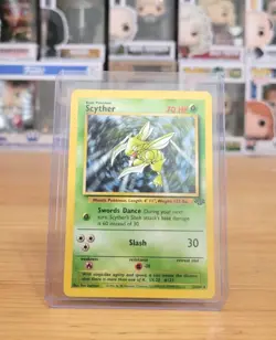 Scyther Fossil Rare 1999 Vintage Pokemon Card 26/64 WOTC - Image 1