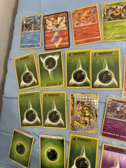 Pokemon TCG random lot of cards! - Image 2