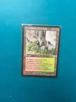 Wooded Foothills MTG Onslaught Portuguese HP - Image 1
