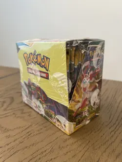 Pokemon TCG Sword & Shield Evolving Skies Booster Box Factory Sealed - Image 4