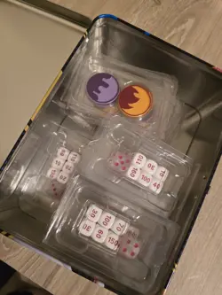 Pokemon lot of dice and condition markers with Mega Lucario/Mega Gardevoir tin - Image 2