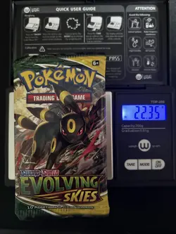 Pokemon TCG: Sword & Shield - Evolving Skies Very Heavy (22.35g) Booster Pack🔌 - Image 1