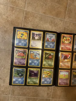 150 Card Pokemon Vintage Lot - Shadowless, 1st Editions , E-readers +more - Image 4