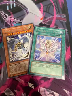 YUGIOH - WINGED KURIBOH LV10 + TRANSCENDENT WINGS - DP1 - NM - UNLIMITED - RARE - Image 1