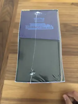 Pokemon TCG Sword Shield Darkness Ablaze Elite Trainer Box ETB Sealed 🔥🔥 - Image 3