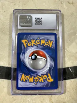 2002 Pokemon Legendary Collection Pidgeot #33 CGC 8 Mint NM 33/110 - Image 2