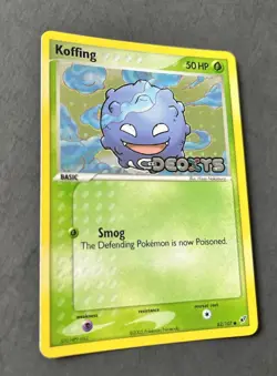 VINTAGE POKEMON 2005 KOFFING 62/107 Ex DEOXYS-HOLO BLEED ERROR-REV HOLO -STAMPED - Image 4