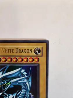 1996 Yu-Gi-Oh! - Blue-Eyes White Dragon - SDK-001 - Foil - Image 4