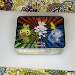 Pokemon Zacian & Zamazenta 2020 Collector’s Chest Lunch Box Factory Sealed - Image 4