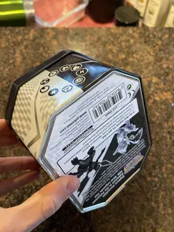 Pokemon 2011 Black & White Reshiram Tin - Empty Collector Tin - Image 3