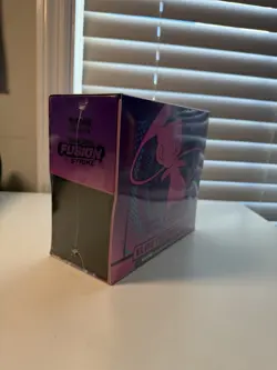 Pokemon TCG Fusion Strike ETB Elite Trainer Box Sealed - Image 3