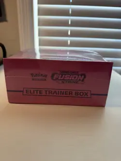 Pokemon TCG Fusion Strike ETB Elite Trainer Box Sealed - Image 4