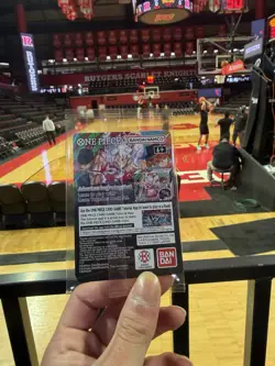 One Piece Monkey D. Luffy US Voyage College Basketball Card Rutgers 1/27 IN HAND - Image 2