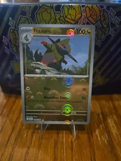 Fraxure (Poke Ball Pattern) 069/086 Common Holo NM Pokemon SV: Black Bolt - Image 1