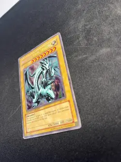 Blue-Eyes White Dragon BPT-003 2002 Collectors Tin Limited Edition - Image 3