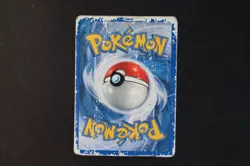 Zapdos 30/62 Non Holo Rare Pokemon TCG Card Vintage Fossil 1999 Damaged - Image 2