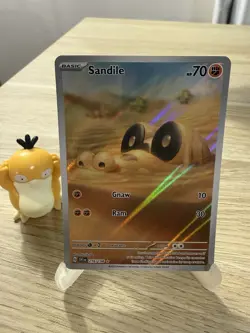 Pokemon Sandile 216/198 Scarlet And Violet Base Set Illustration Rare TCG - Image 1