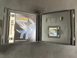 Nintendo DS Pokemon Diamond Version Ultra Rare + Manual - Image 2