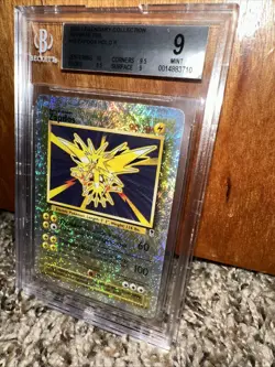 Pokemon 2002 Zapdos 19/110 Reverse Foil Legendary Collection BECKETT 9 - Image 4