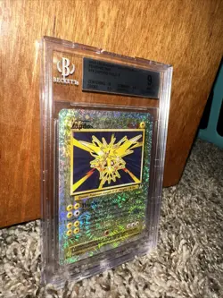 Pokemon 2002 Zapdos 19/110 Reverse Foil Legendary Collection BECKETT 9 - Image 5