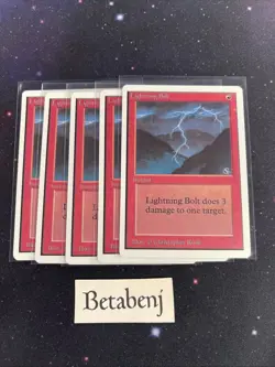 1x MTG Unlimited Lightning Bolt from Estate Collection - Image 1