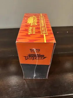 Pokemon TCG: Sword & Shield-Vivid Voltage Elite Trainer Box ETB Lot - Image 4