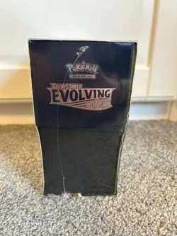 Pokemon TCG Sword and Shield Evolving Skies Elite Trainer Box ETB Sealed - Image 5
