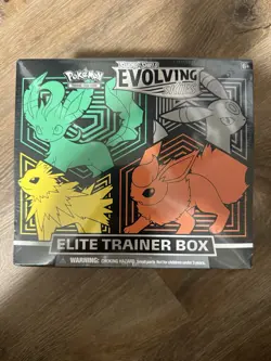 Pokemon TCG Sword&Shield Evolving Skies ETB Elit Trainer Box Factory Sealed READ - Image 1