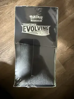 Pokemon TCG Sword&Shield Evolving Skies ETB Elit Trainer Box Factory Sealed READ - Image 4