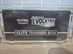Pokemon TCG Sword And Shield Evolving Skies Elite Trainer Box ETB sealed - Image 4