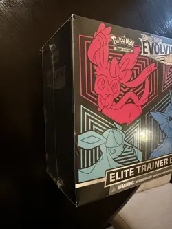 Pokemon TCG Sword & Shield Evolving Skies Elite Trainer Box ETB New/SEALED - Image 3