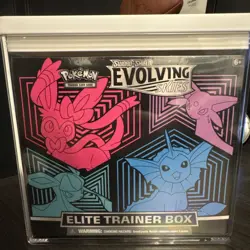 Pokemon TCG Sword and Shield Evolving Skies Elite Trainer Box ETB Sealed - Image 1