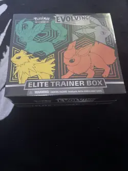 Pokemon TCG Sword and Shield Evolving Skies Elite Trainer Box ETB Sealed - Image 1
