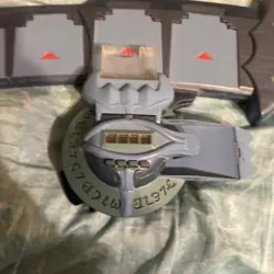 Yu-Gi-Oh Electronic Duel Disk Chaos Card Launcher Vintage 1996 - Image 4